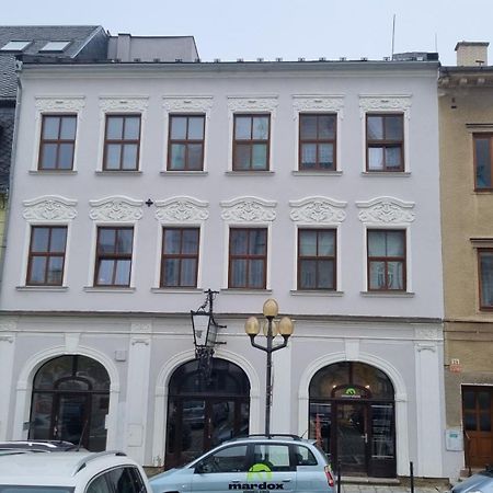 Apartmany Na Namesti Šumperk Buitenkant foto